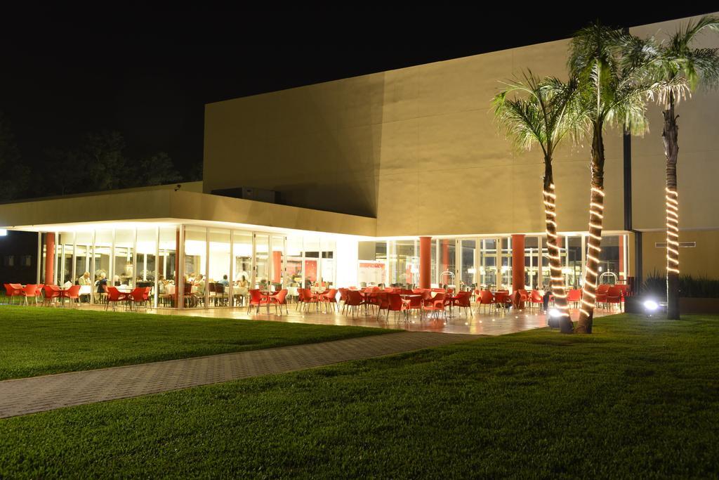 Howard Johnson Plaza Resort Lujan  Exterior photo