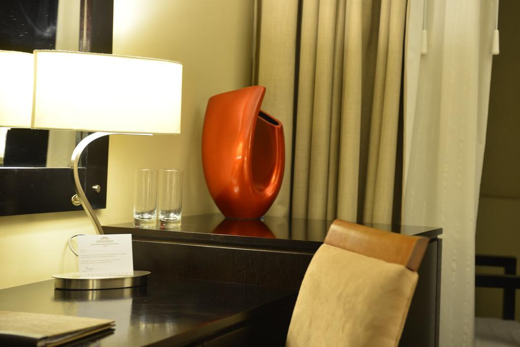 Howard Johnson Plaza Resort Lujan  Room photo