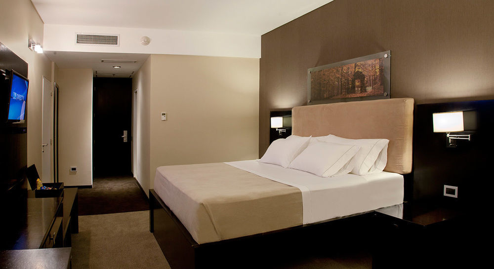 Howard Johnson Plaza Resort Lujan  Exterior photo